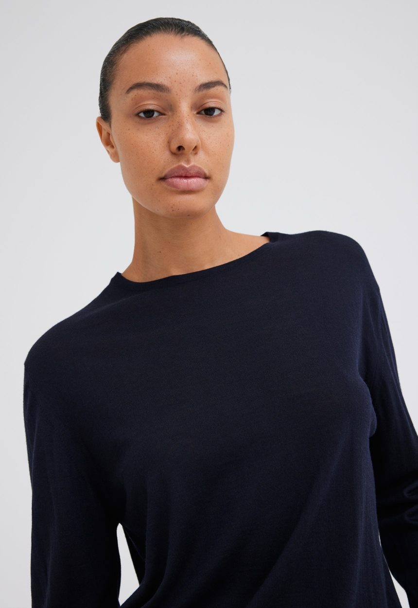 Jac + Jack Layton Merino Wool Sweater - Darkest Navy